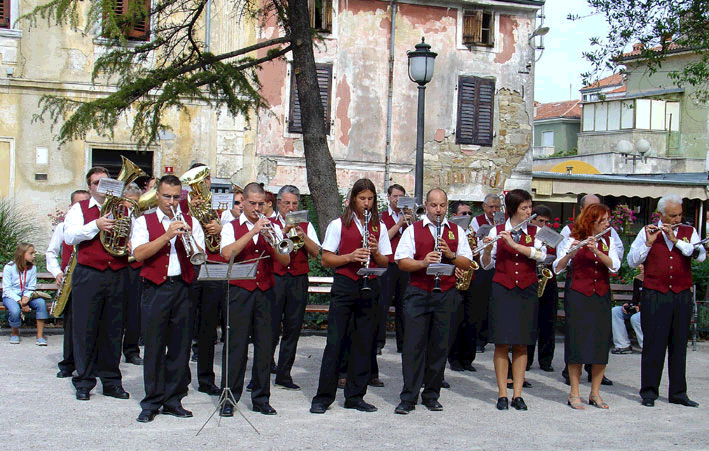 2003 Izola