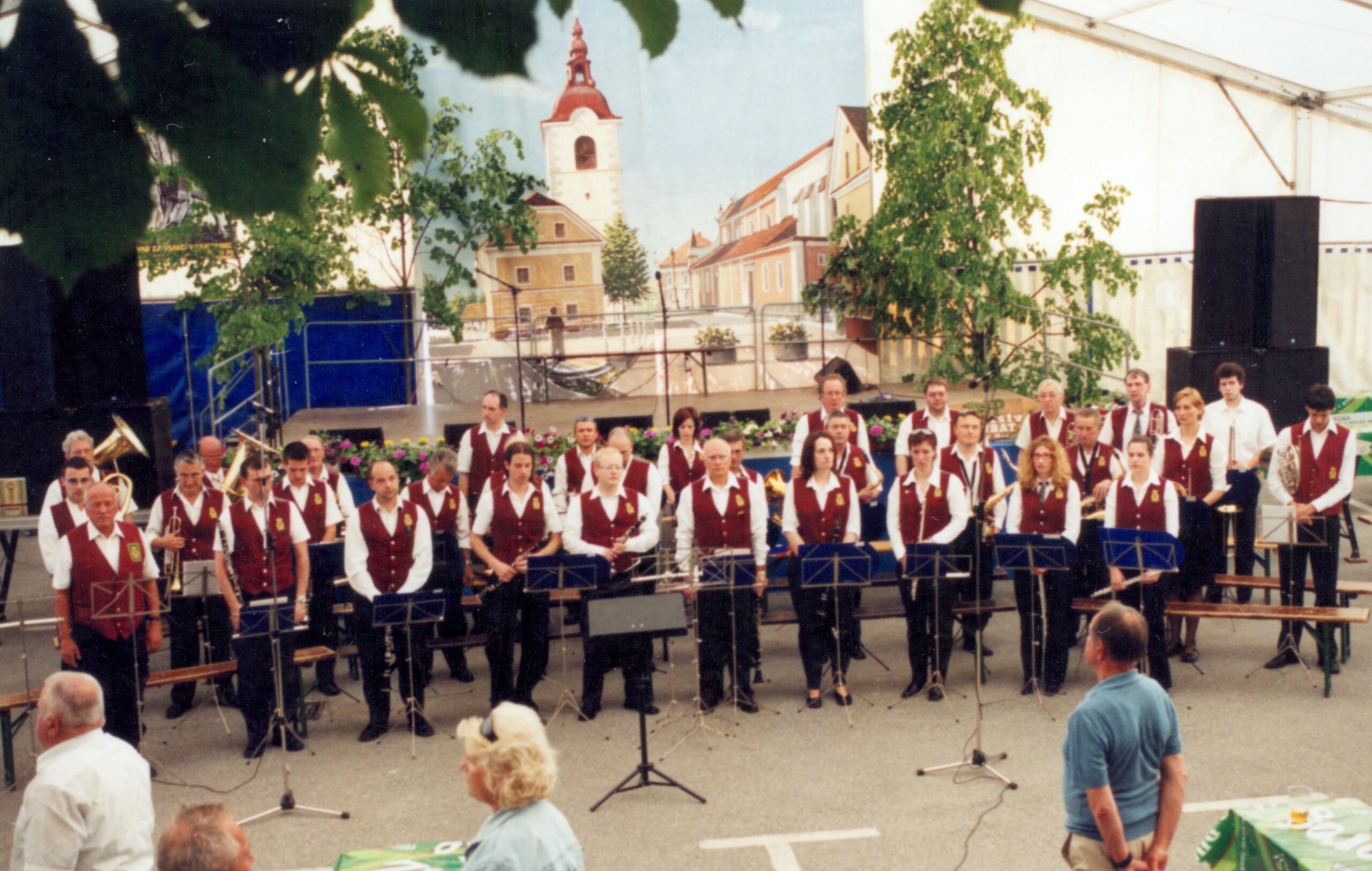 2006_05_27 Mengeš, Festival koračnic